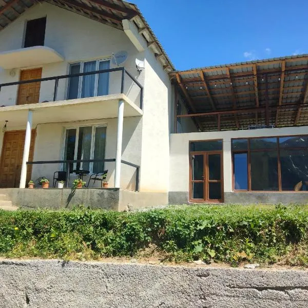 Melen-guest house, hotel v destinaci Mestia