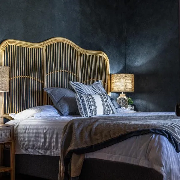Dal Zotto Homestead & Petite Retreats, hotel a Whitfield