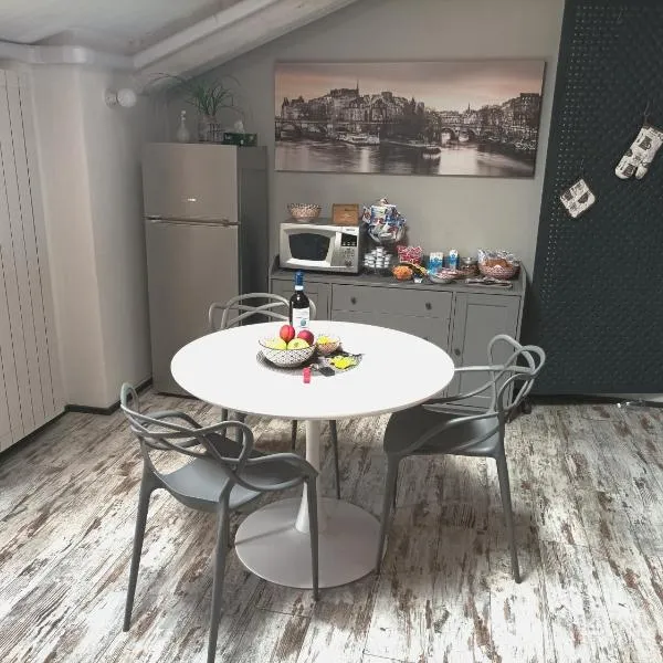 La petite maison de Claire, hotel v destinaci Cuneo