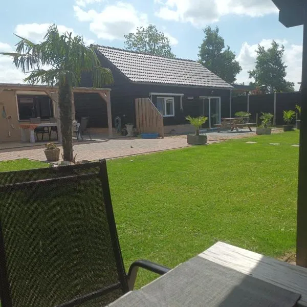 De Oude Schuur, hotel v destinaci Zuilichem