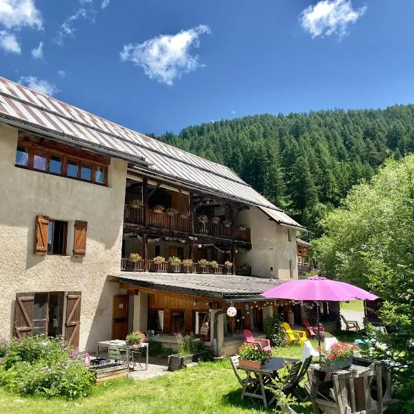 Le Chalet Viso Auberge gite, hotel ad Arvieux