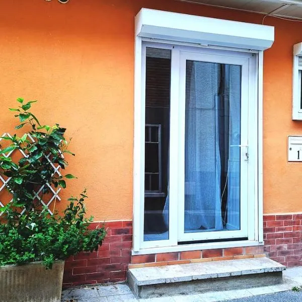 Studio cosy entre Mer, Espagne & Montagne, מלון בPeyrestortes