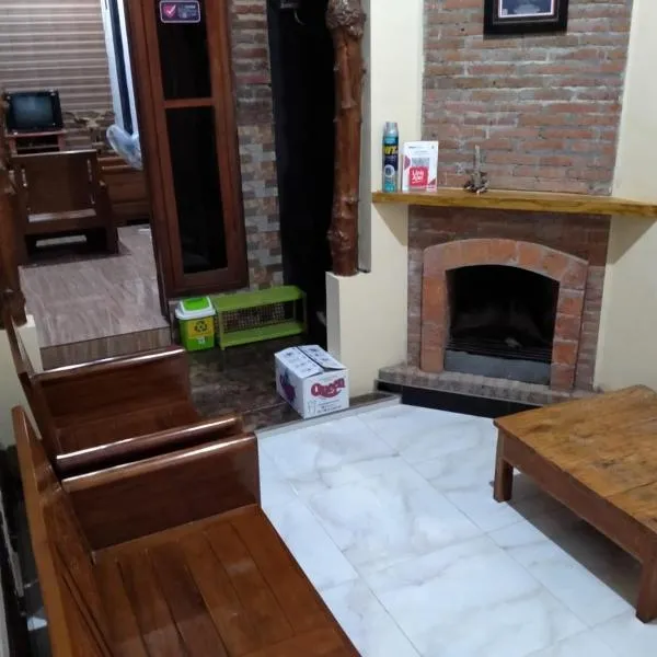 Homestay RnJ, hotel v destinaci Licin