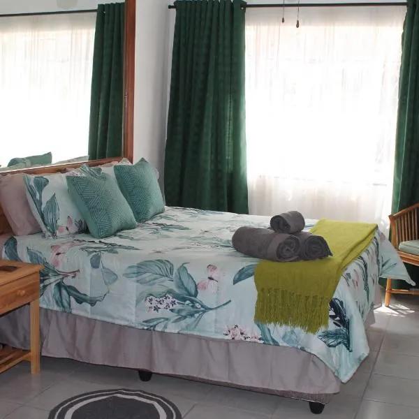Bush Lilly Cottage, hotel in Hazyview