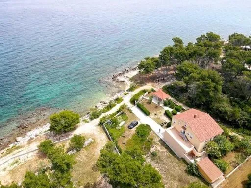 Villa Garmina, hotel in Ugljan