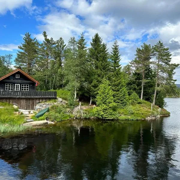 Fidjeland에 위치한 호텔 Holiday cottage with sauna close to Kjerag