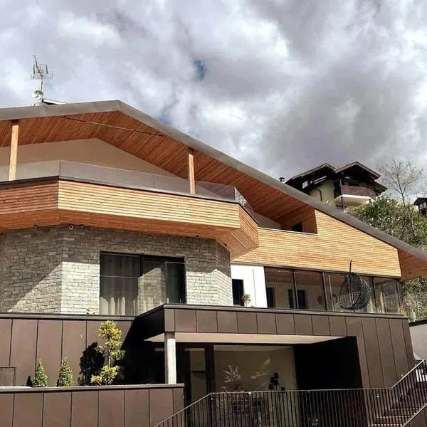 Villa In Montagna - Caldes - Val Di Sole, hótel í Caldes