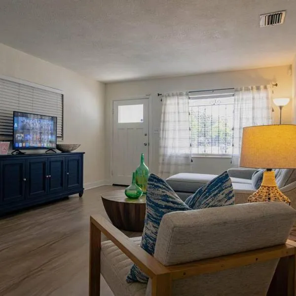 Cozy 3Bdr home in the heart of Tampa, hotel in Tampa