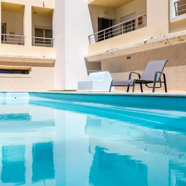 Lua do Mar - T2 - Piscina - Fte ao Mar- Central, hotel in Nazaré