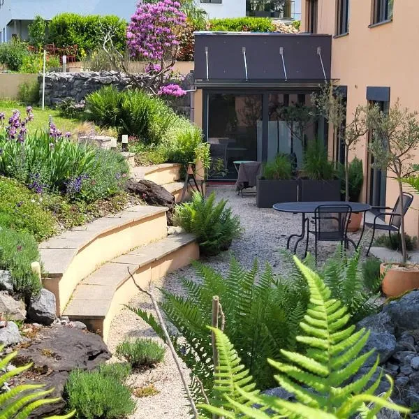 Oase zum SEIN, hotel v destinaci Spiez