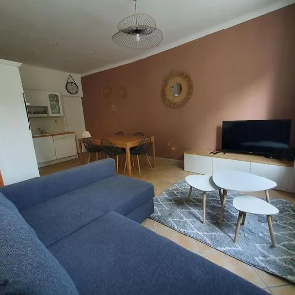 Maison à 400 m du vieux port、ラ・ロシェルのホテル