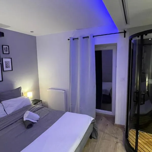 Bienvenue chez vous "appartement classé 2 étoiles en RDC avec espace extérieur et parking"، فندق في Névy-lès-Dole