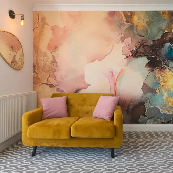 SeaBreeze 3 - seaview & Parking, Hotel in St Ives