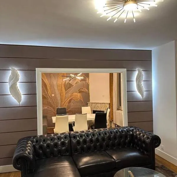 Logement tout confort avec jardin proche centre, hotel in Besançon