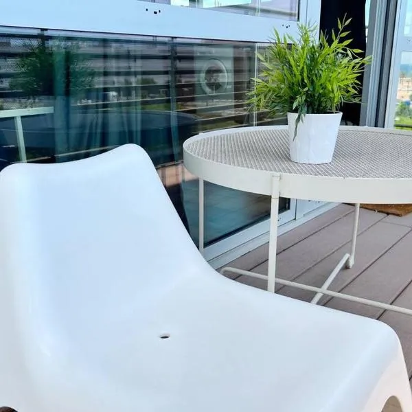 Ral48, hotel in Sant Adria de Besos