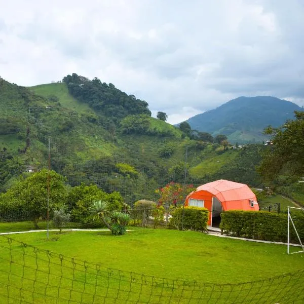 Arkdia Glamping Zone, viešbutis mieste Santa Rosa de Kabalis