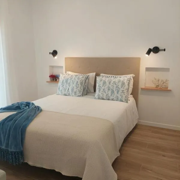 Lagoa azul guest house II, hotel a Vila Nova de Milfontes