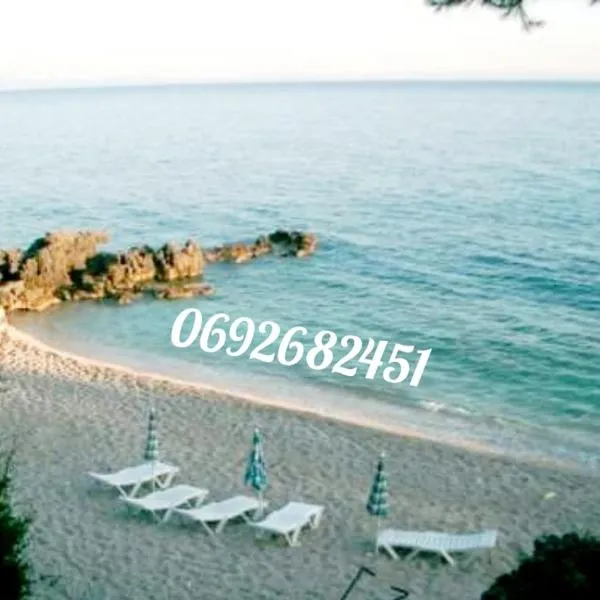 TONEDA Seaside Bungalows, hotel v destinaci Dhërmi