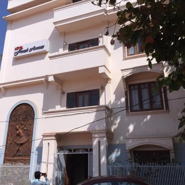 French Avenue, hotel in Kallāyi