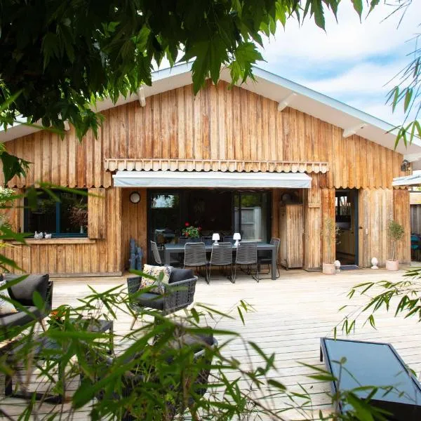 Le Nid du Cap à proximité de la plage, hotel in Lège-Cap-Ferret