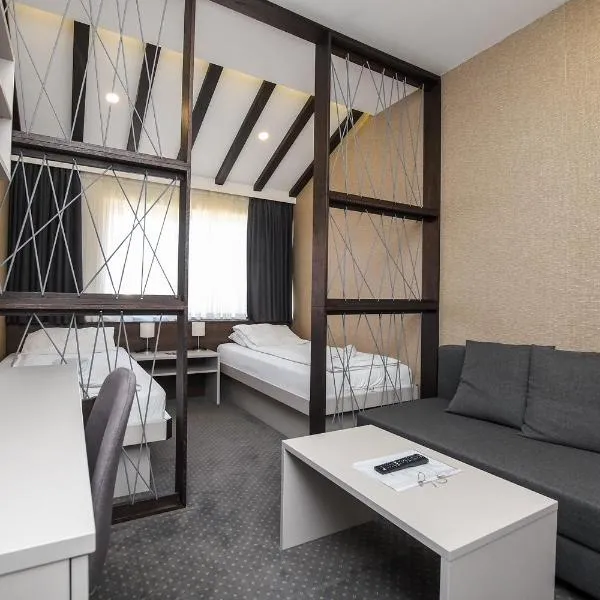 Atrijum Apartments and Rooms - Đerdap Boat Tours, hotel u gradu Kladovo