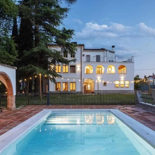 Can Passarells, hotel San Vicente de Torelló városában