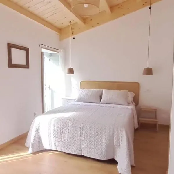 A Maraxe, hotel in Rinlo