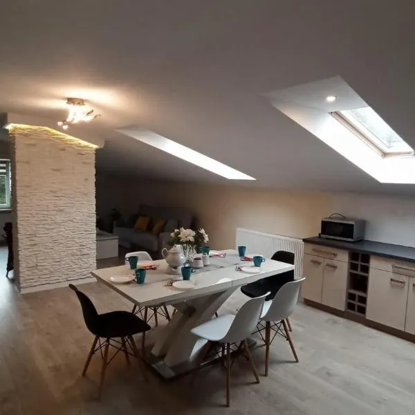 Apartament "Na szlaku", hotel v destinácii Ostrowo