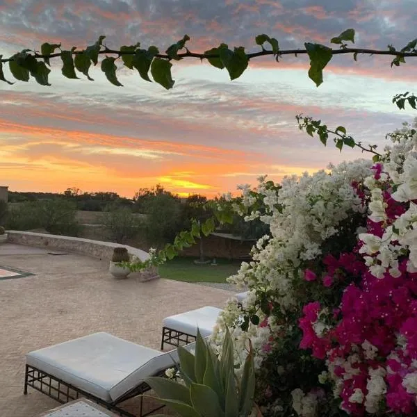 Les Jardins De Mogador yoga et SPA, hotel in El Guelati