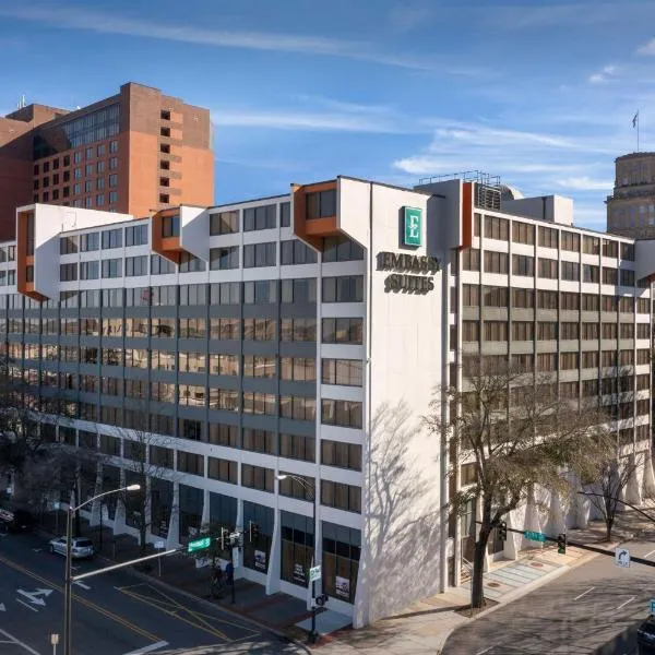 Embassy Suites Winston-Salem, hotel en Winston-Salem