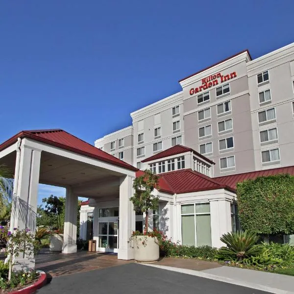 Hilton Garden Inn Oxnard/Camarillo, готель у місті Окснард