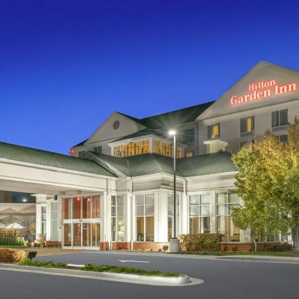 Hilton Garden Inn Richmond Airport、サンドストンのホテル