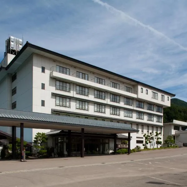 Hotel Gujo Hachiman, готель у місті Ueda