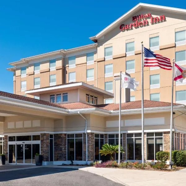 ヒルトン ガーデン イン タンパ リバービュー ブランドン（Hilton Garden Inn Tampa Riverview Brandon）、ブランドンのホテル