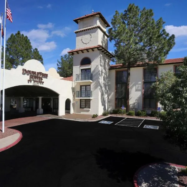 DoubleTree Suites by Hilton Tucson Airport, hotel di Tucson