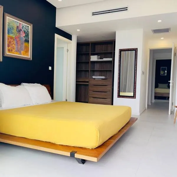 Apt 6ix - Modern and Airy @ Paradise Bay, Hotel in Pennycooke