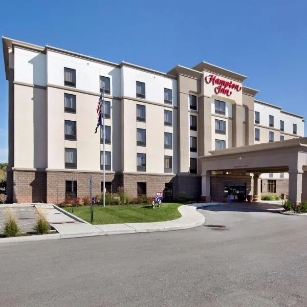 Hampton Inn Butler, hotel en Portersville