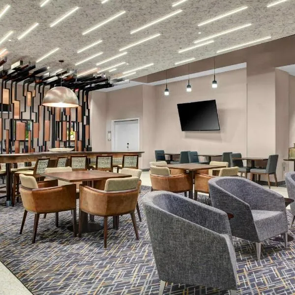 Homewood Suites by Hilton Richmond-Downtown, hotel in Richmond