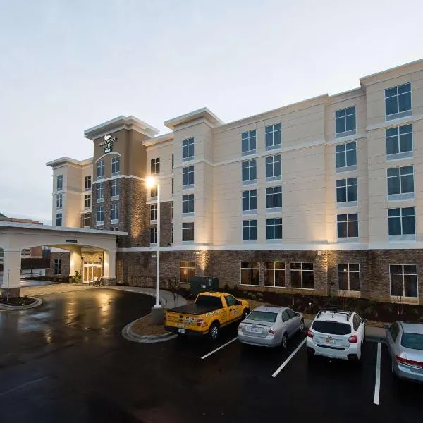 Homewood Suites by Hilton Concord, hotelli kohteessa Wallace Crossroads