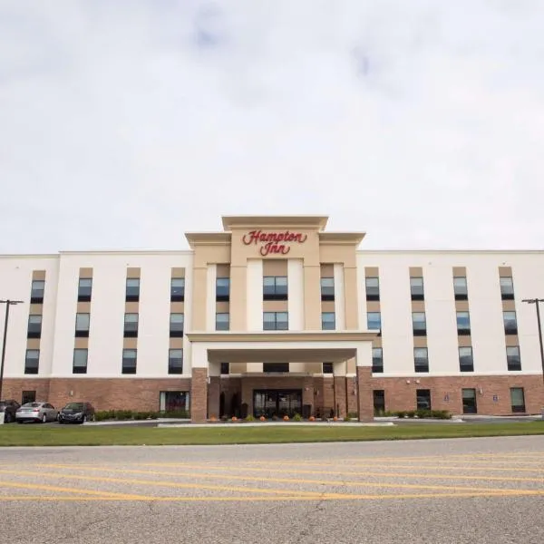 Hampton Inn & Suites Big Rapids, Mi, hotel in Canadian Lakes