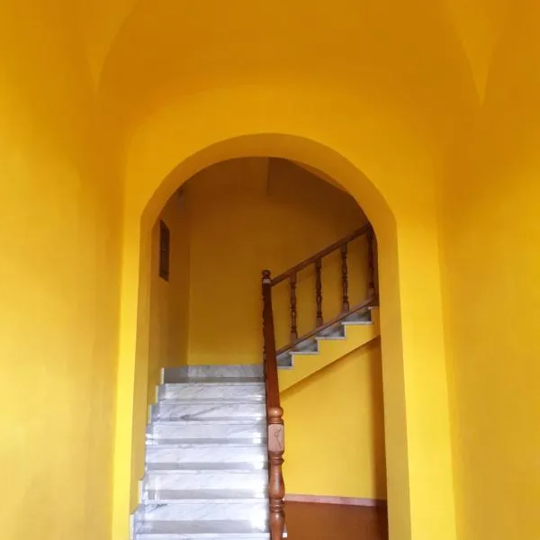 Casa Assunta, hotel v destinaci Corvara