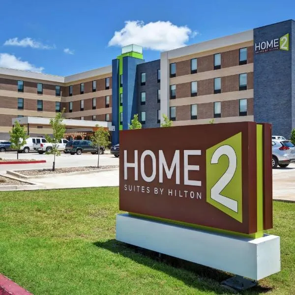 Home2 Suites By Hilton Oklahoma City Airport, hotel v destinaci Warr Acres