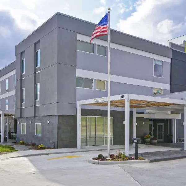 Home2 Suites By Hilton Grand Rapids North, hotel in Cedar Springs