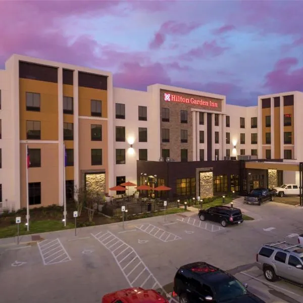 Hilton Garden Inn Waco, отель в городе Уэйко