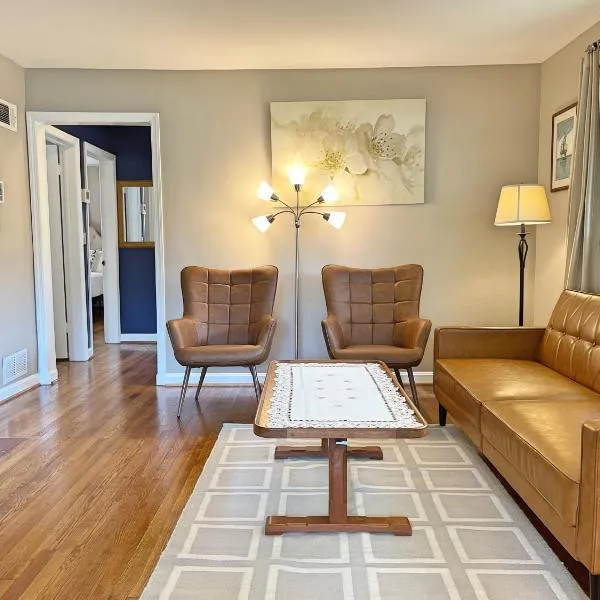 Entire Private 3 Bedrooms 1 Bathroom Single House with Fenced Garden, hotel v destinaci Arlington