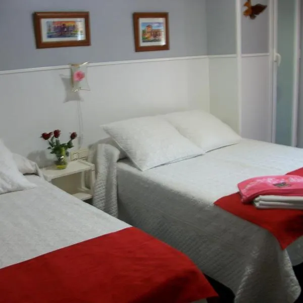 Pensión Moni Albayzin, hotel v destinaci Granada