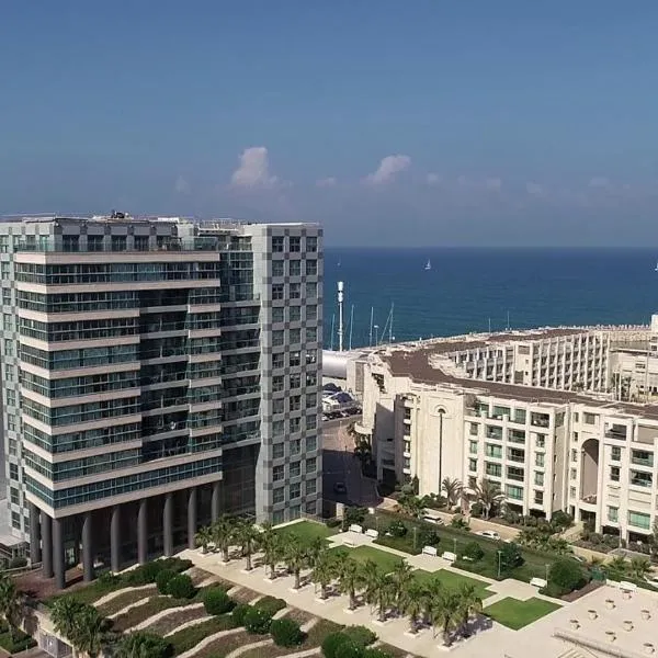 Okeanos Bmarina, hotel en Herzliya