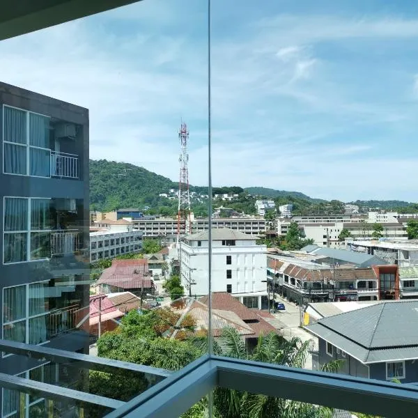 7 Floor - Ozone Condotel near Kata beach by 15 minutes walking, hotel in Kata Beach