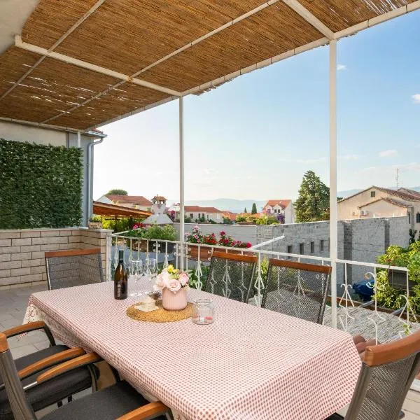 Apartments Martic, hotel v destinaci Supetar