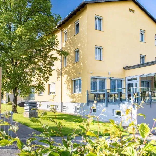 JUFA Hotel Garni Stubenberg am See, hotell i Stubenberg